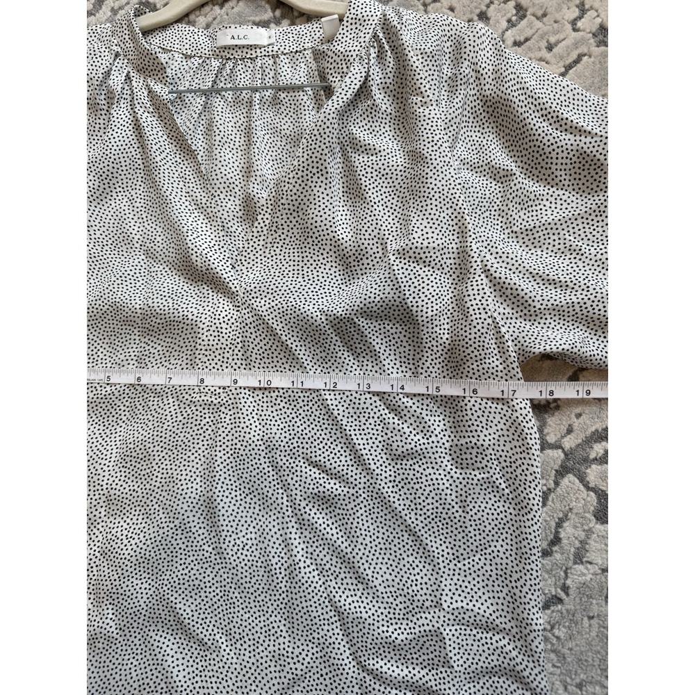 A.L.C - Jules Dotted V Neck 100% Silk Blouse Size 6 - Picture 7 of 9